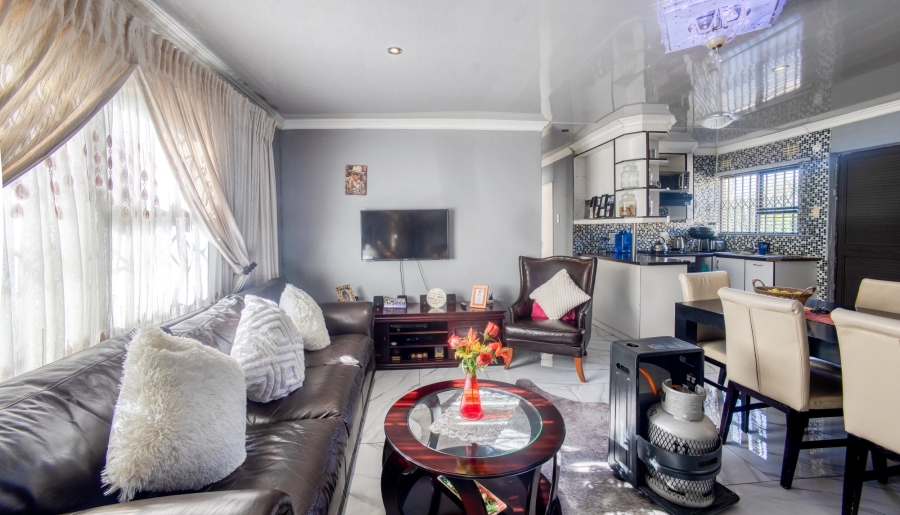 3 Bedroom Property for Sale in Amalinda Eastern Cape
